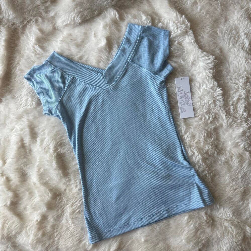 Bdg Women's Blue top